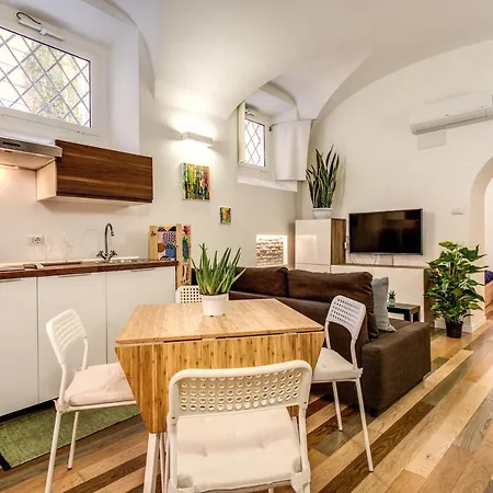 Fresh House Navona *